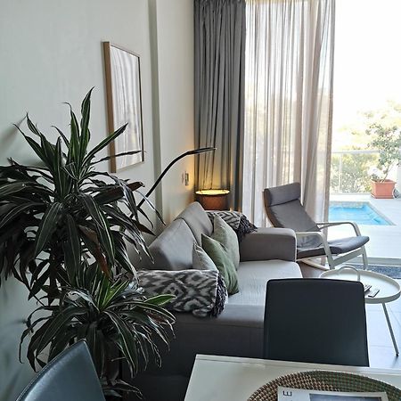 Duplex Maisonette With Heated P-Pool And Jacuzzi Сент Джулианс Экстерьер фото
