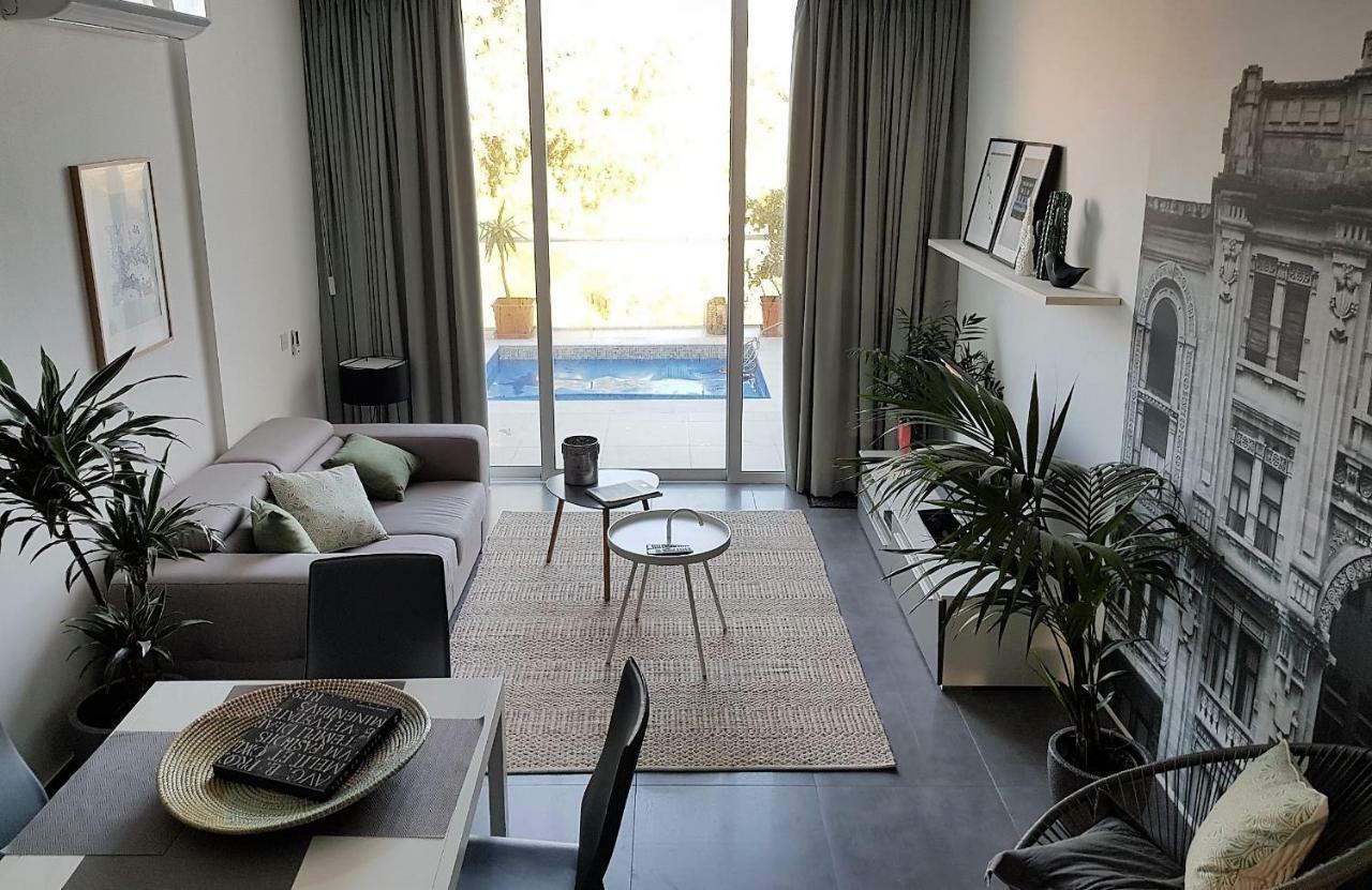 Duplex Maisonette With Heated P-Pool And Jacuzzi Сент Джулианс Экстерьер фото